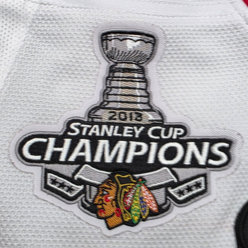 Patrick Kane Chicago Blackhawks Reebok Jersey Women Small 2013 Stanley Cup Champ - Picture 5 of 11